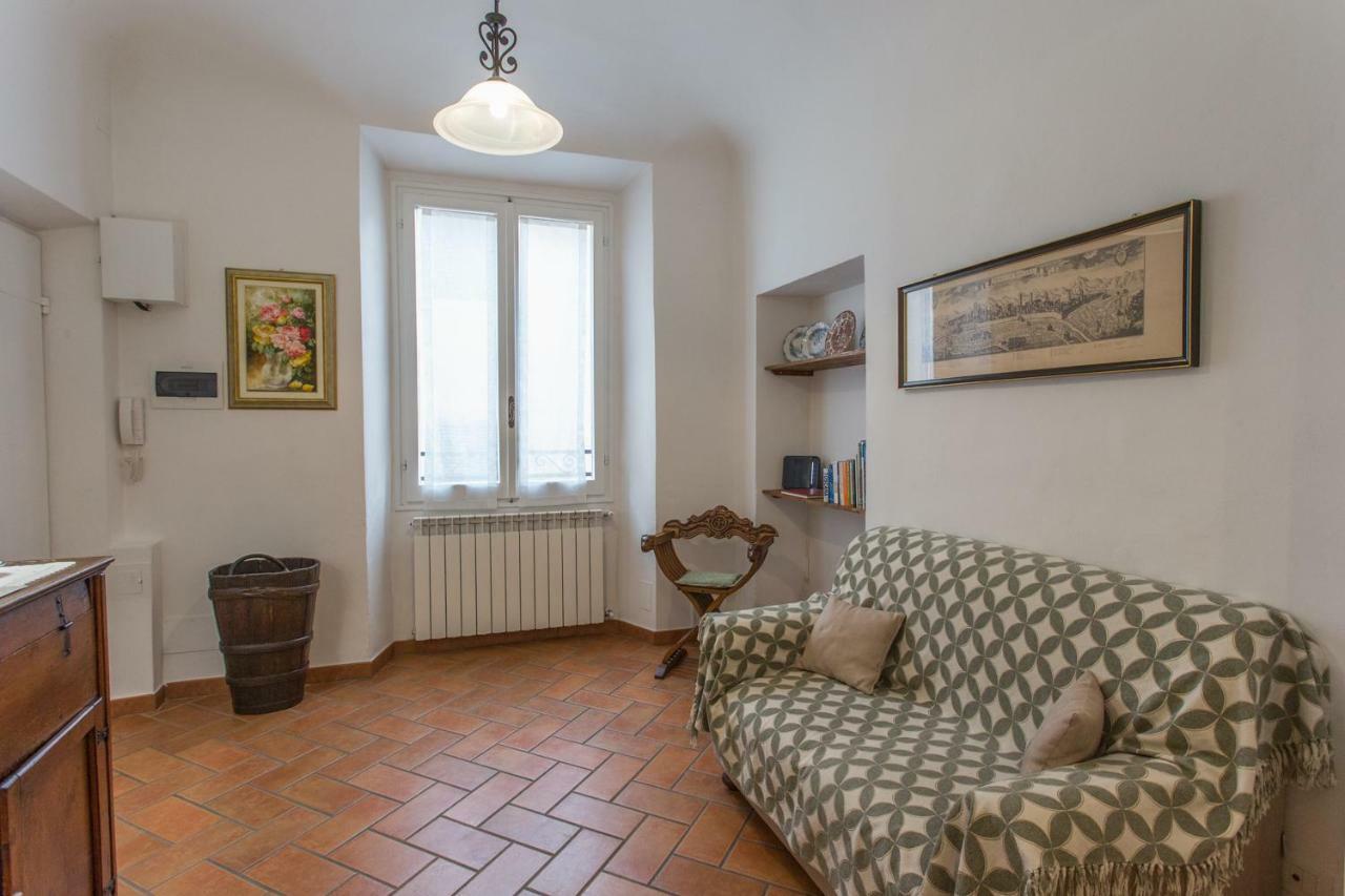 Datini Apartment Прато Екстер'єр фото