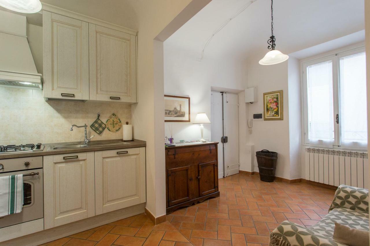 Datini Apartment Прато Екстер'єр фото